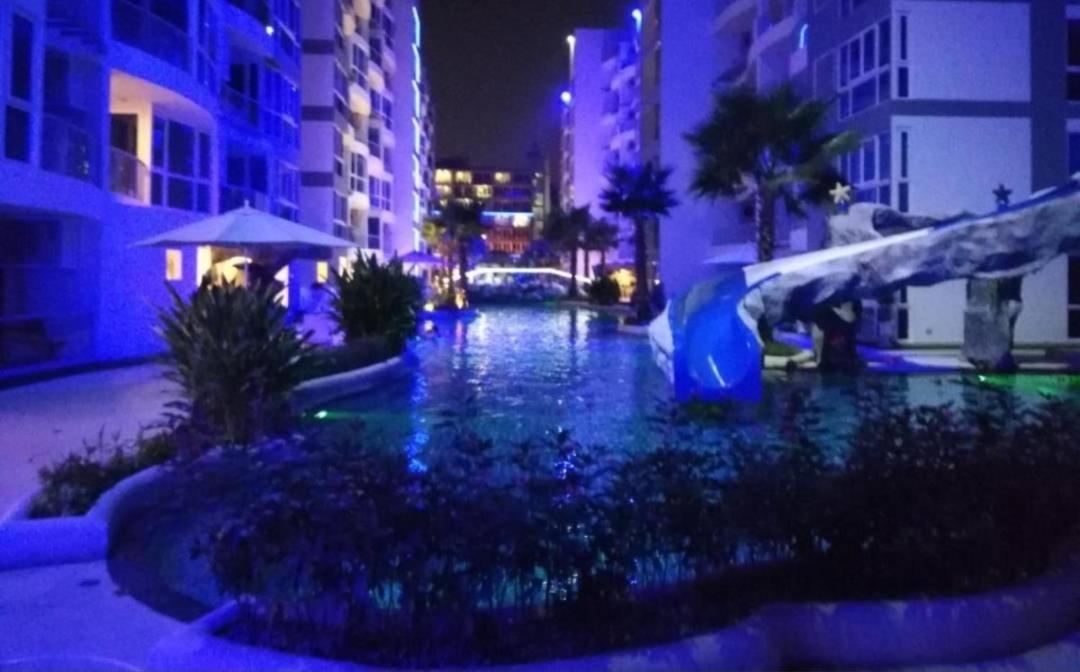 Central Grand Avenue 2 Bedroom Pattaya
