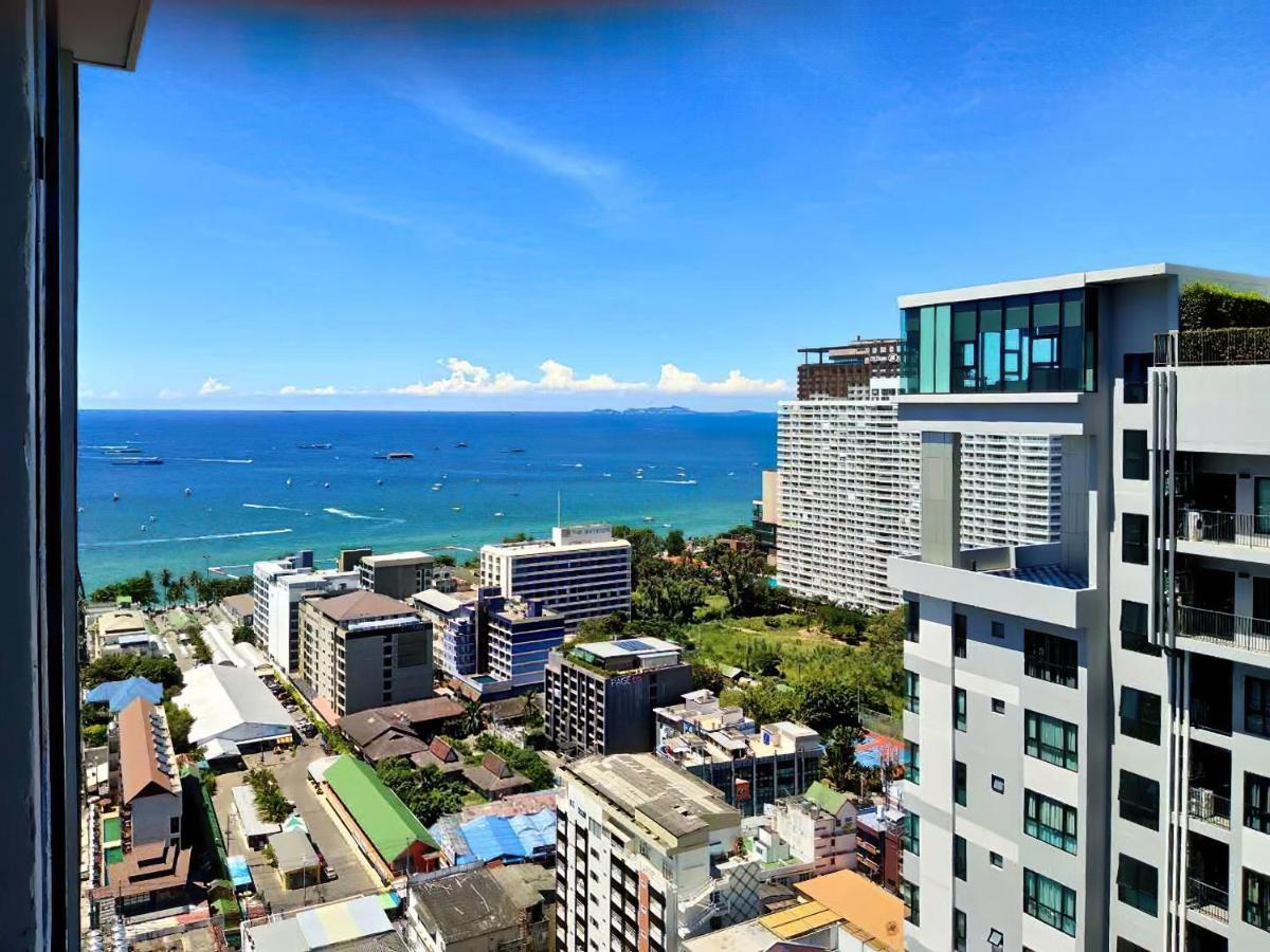 Apartment Great Location Amazing Place Pattaya
