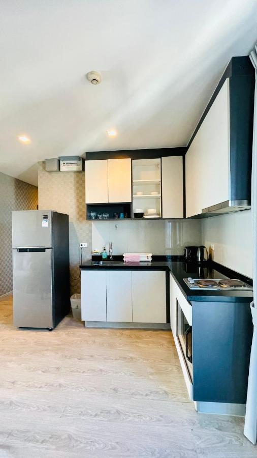 Apartment The Base Center Pattaya