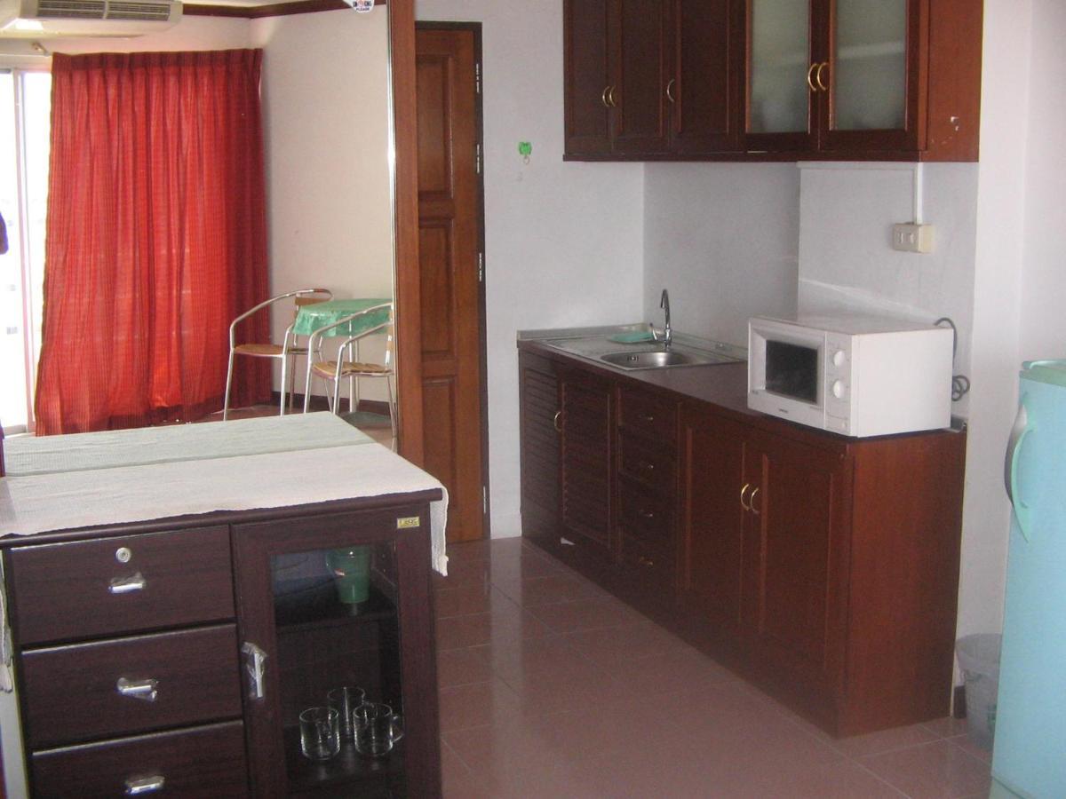 View Talay #1 = Jomtien Call Me +66-8-68409-206 Apartment Pattaya