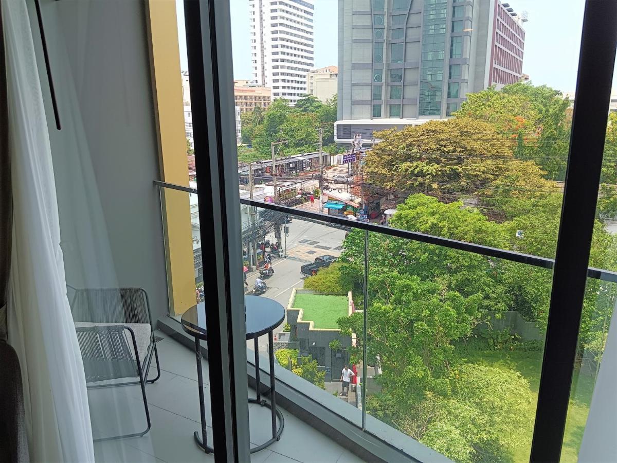 Edge Central Lux Apartment Pattaya