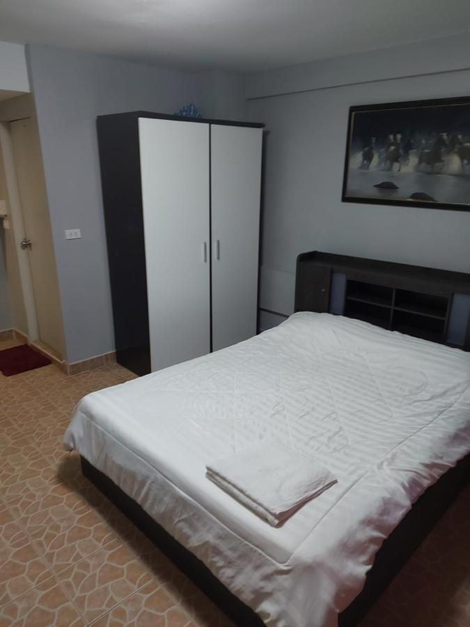 S- One Aparthotel Pattaya