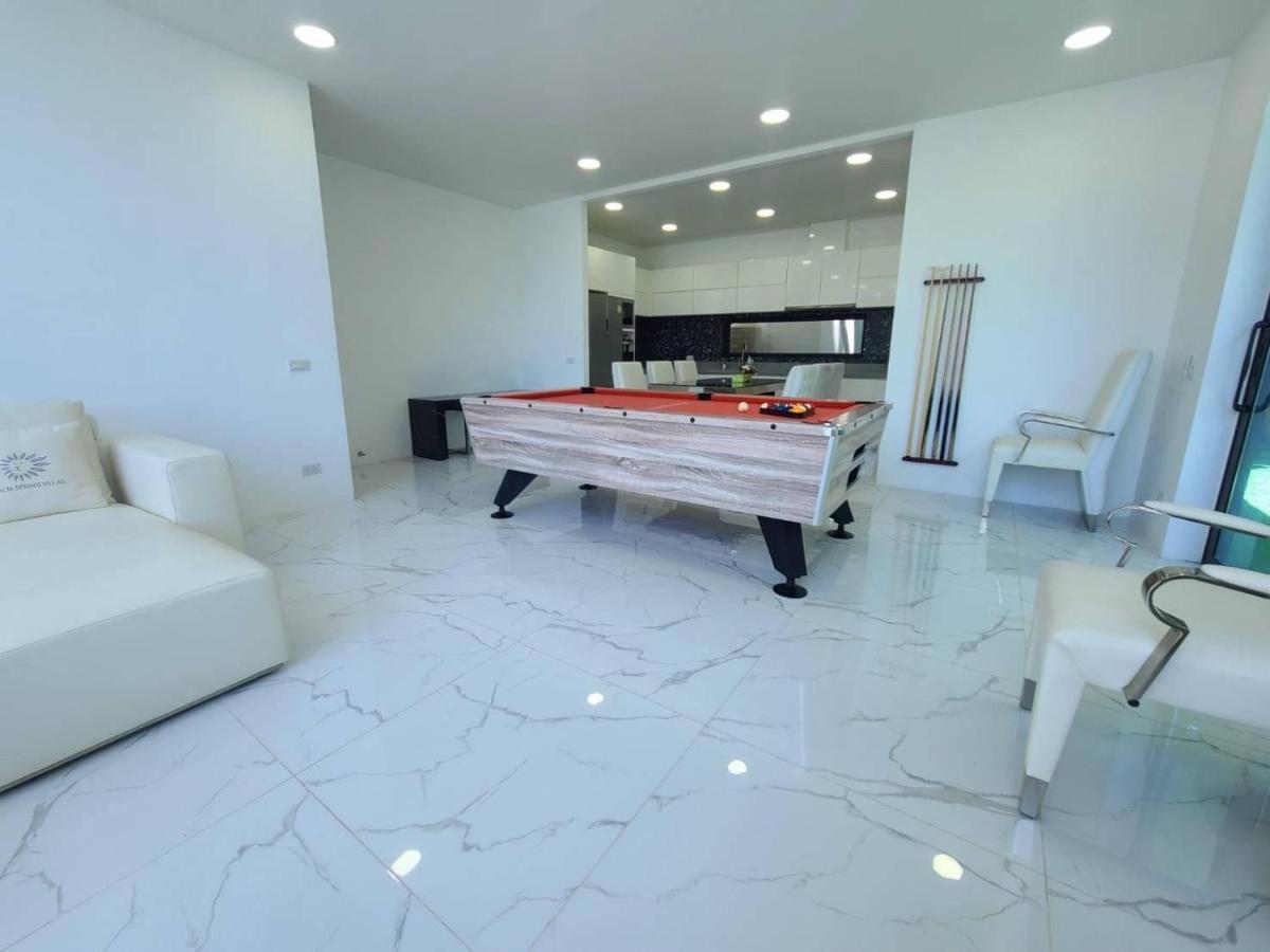 Plam Spring Pool 3 Bedroom Pattaya