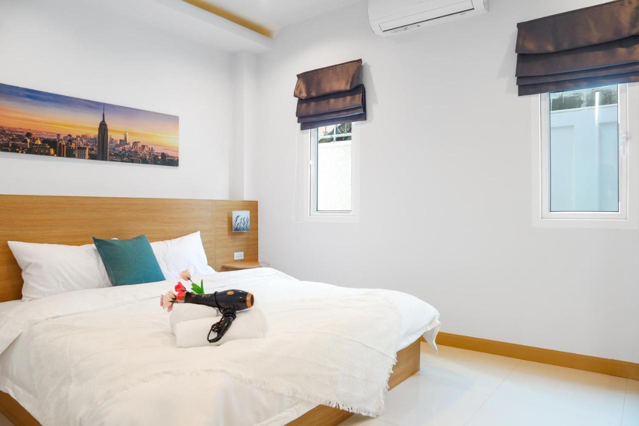 Relax Pool Near Walking Street,jacuzzi ,bbq 5bed 6bath House54 Pattaya