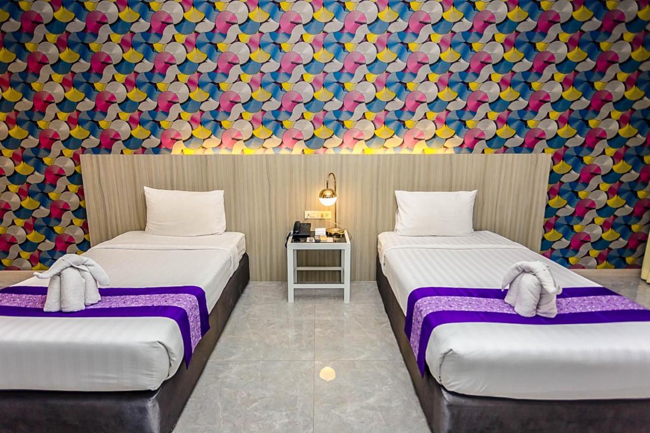 Embryo Hotel 4*