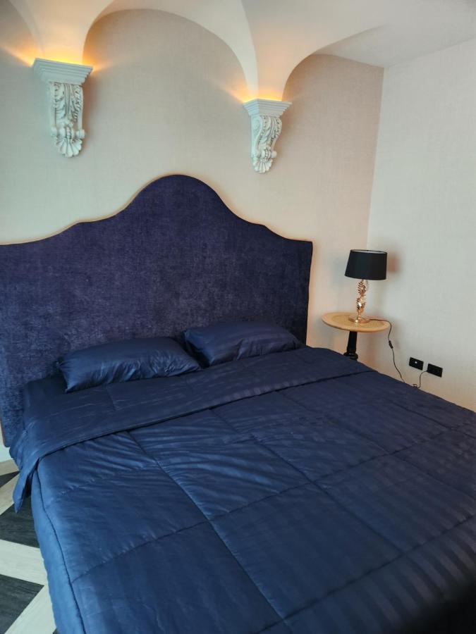 Espana Aparthotel 5*