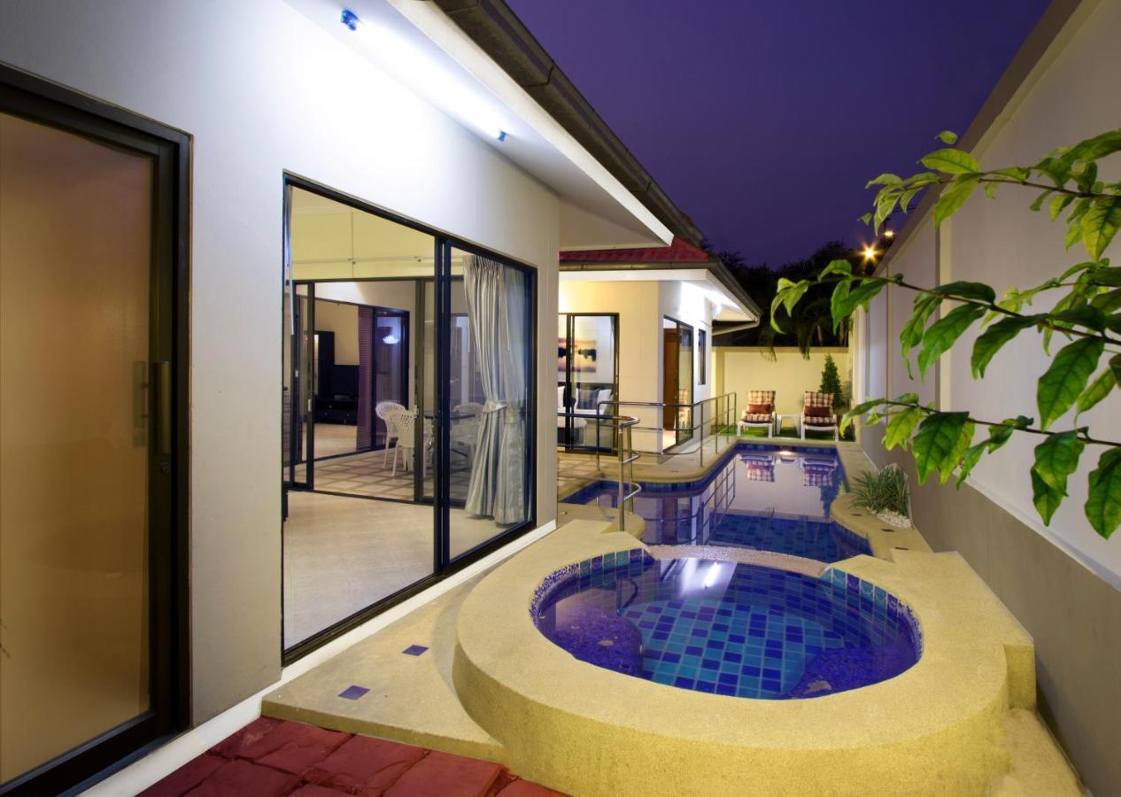 Vila Avoca Pool *