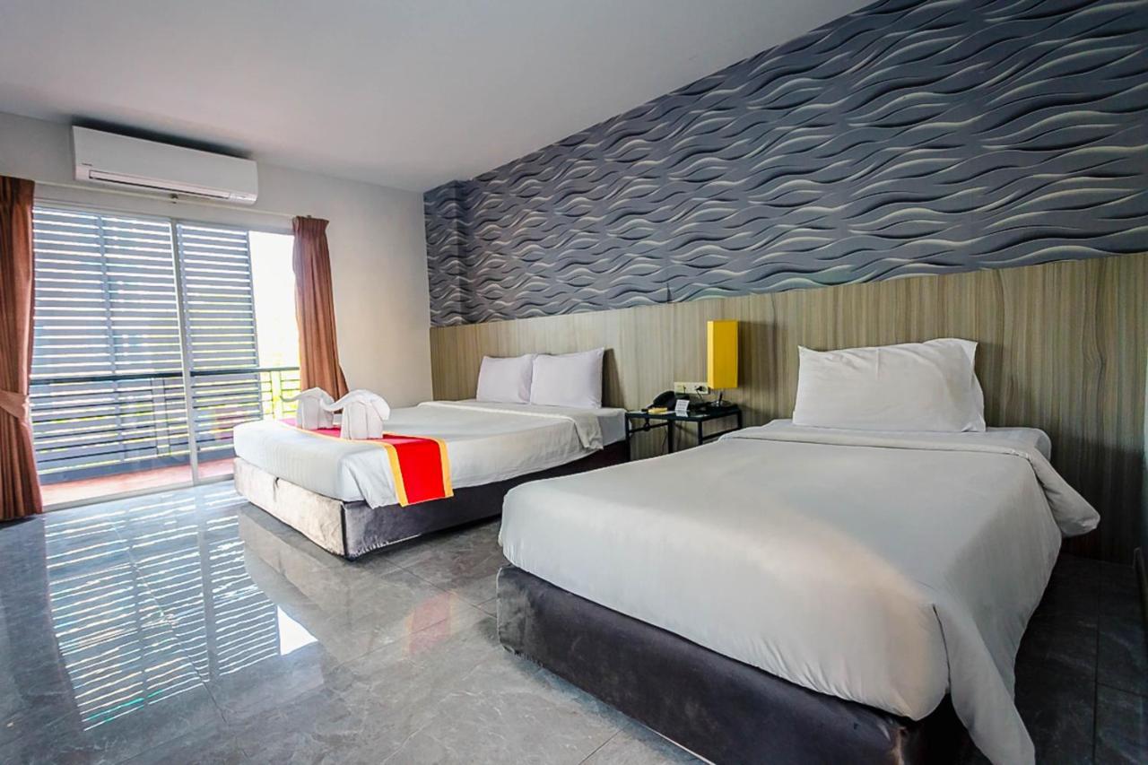 Embryo Hotel