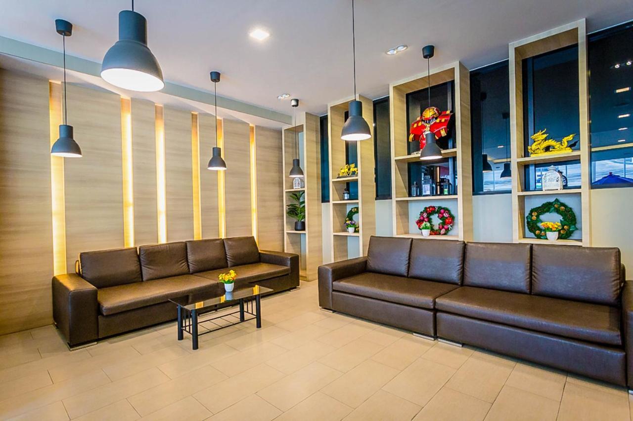 Hotel Embryo 4*
