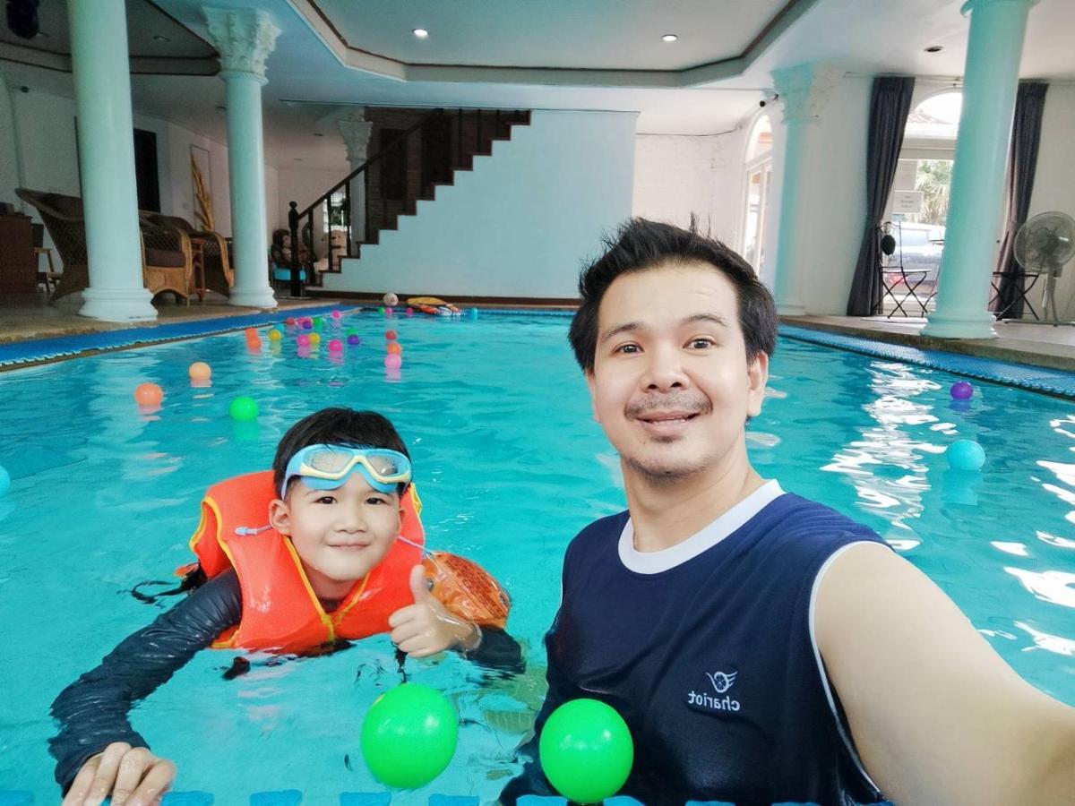 Villa The Park Pool