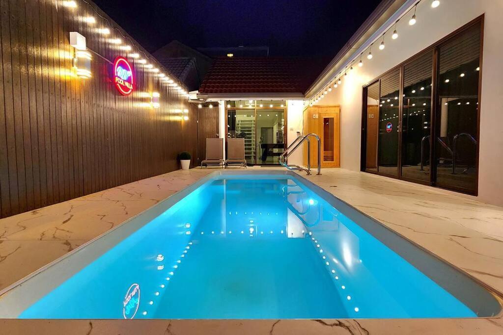 Mv2 Pool Vila *