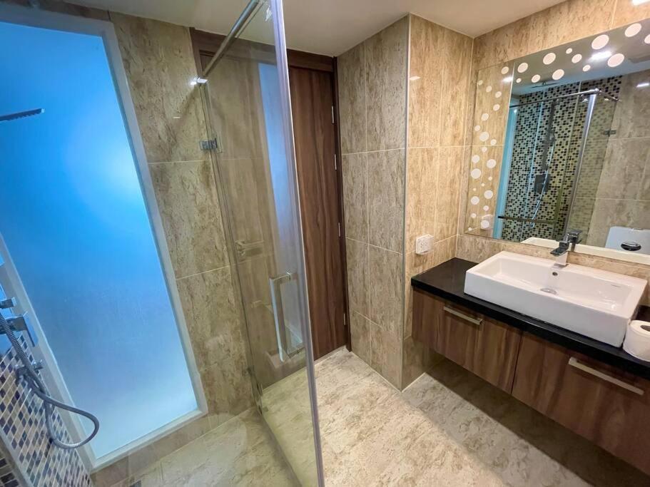 Large Luxury - Centre - Grand Avenue Residences - 501 Apartment Pattaya