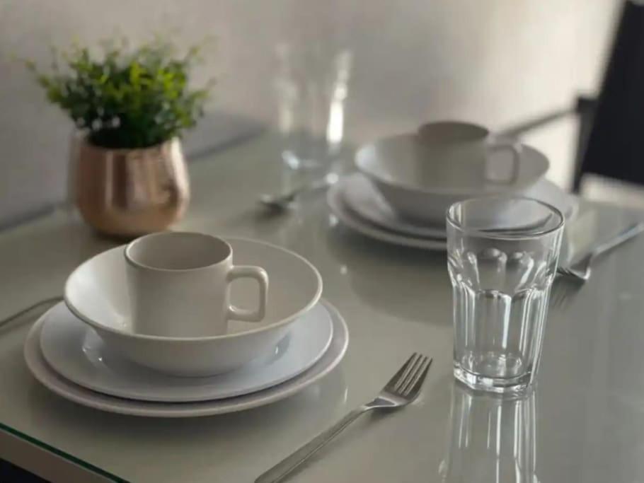 The Base Quiet King-bed With Infinity Pool & Free Netflix Apartment Pattaya