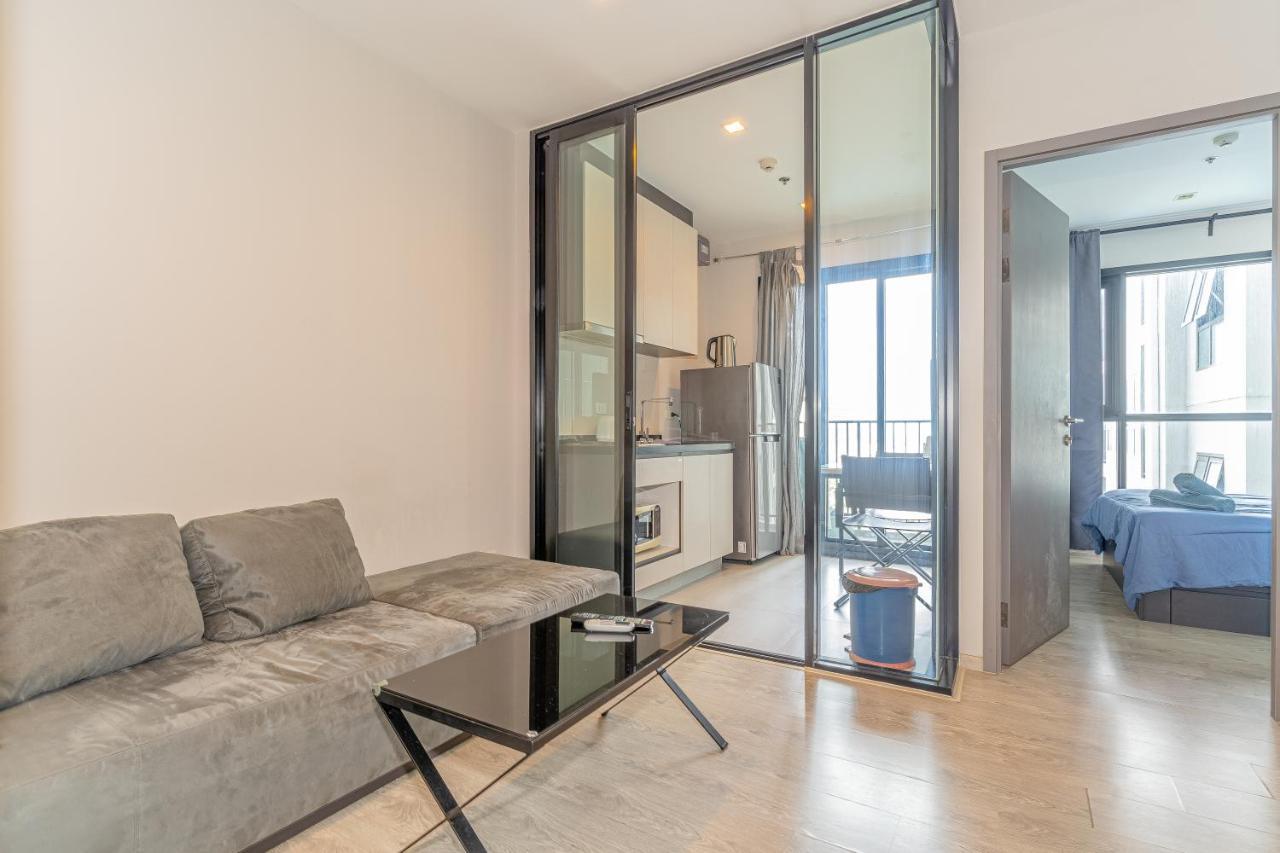 Apartment The Base 1 Bedroom Pattaya