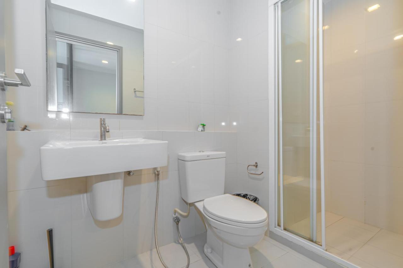 Apartment The Base 1 Bedroom Pattaya