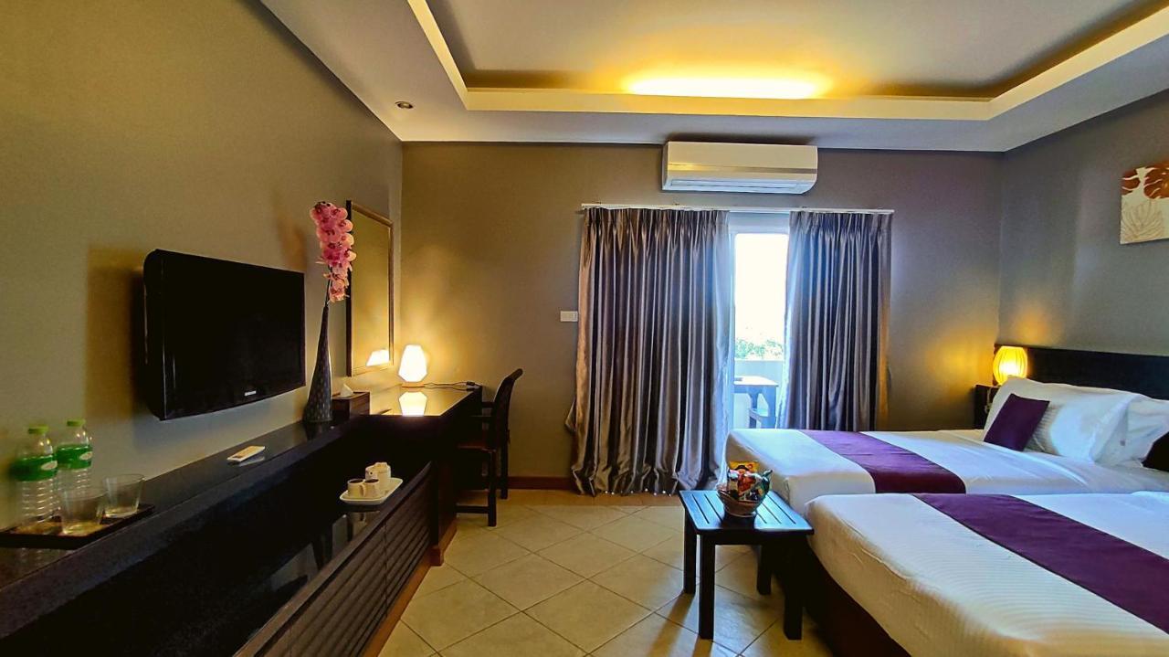 Gazebo Hotel 4*
