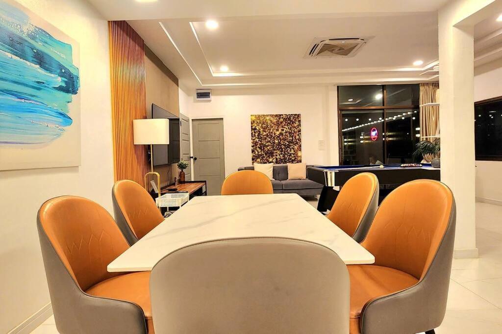 Mv2 Pool Vila Pattaya