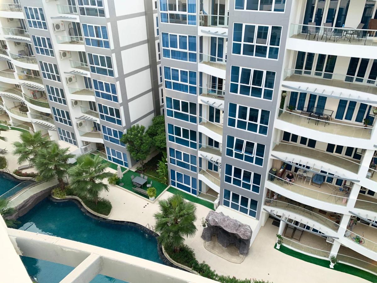 Grand Avenue Soi Buakhao By Daisy Apartamento