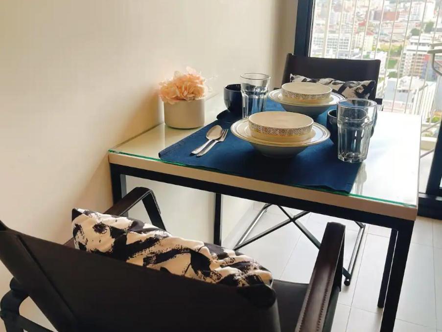Apartment The Base Quiet King-bed With Infinity Pool & Free Netflix!