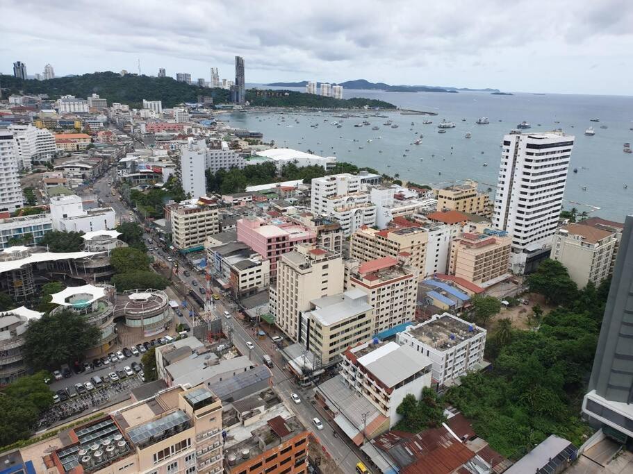 Apartment Edge Sky With Infinity Pool & Free Netflix
