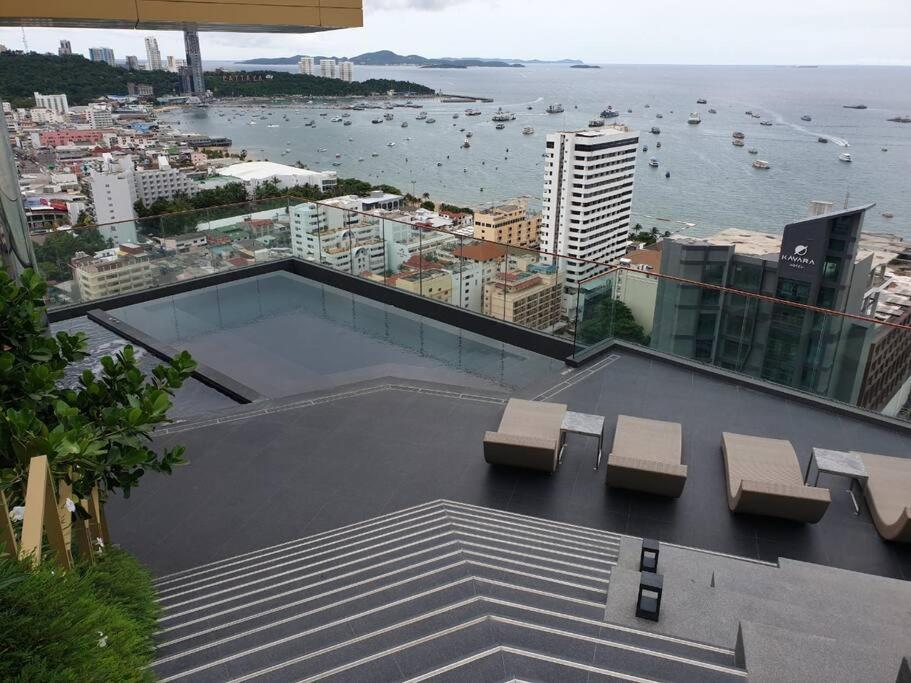 Apartment Edge Sky With Infinity Pool & Free Netflix