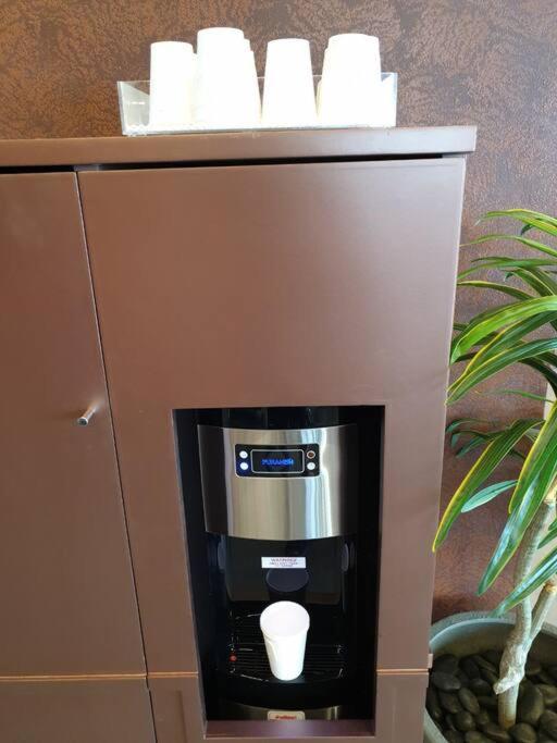 Apartment Edge With Living