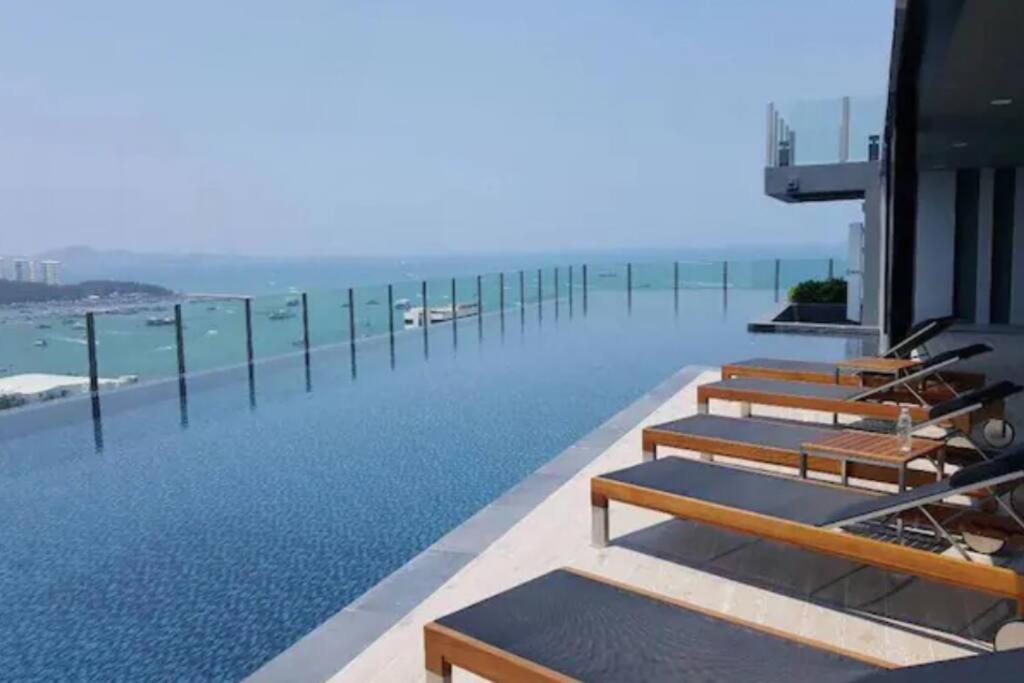 The Base 2bed King&queen On Sky * Pattaya