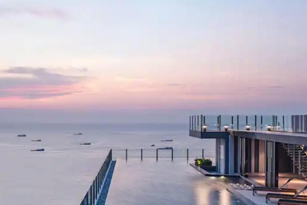 The Base 2bed King&queen On Sky Apartment Pattaya