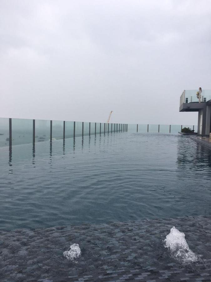 The Base市中心近海边商场步行街的舒适一卧室公寓