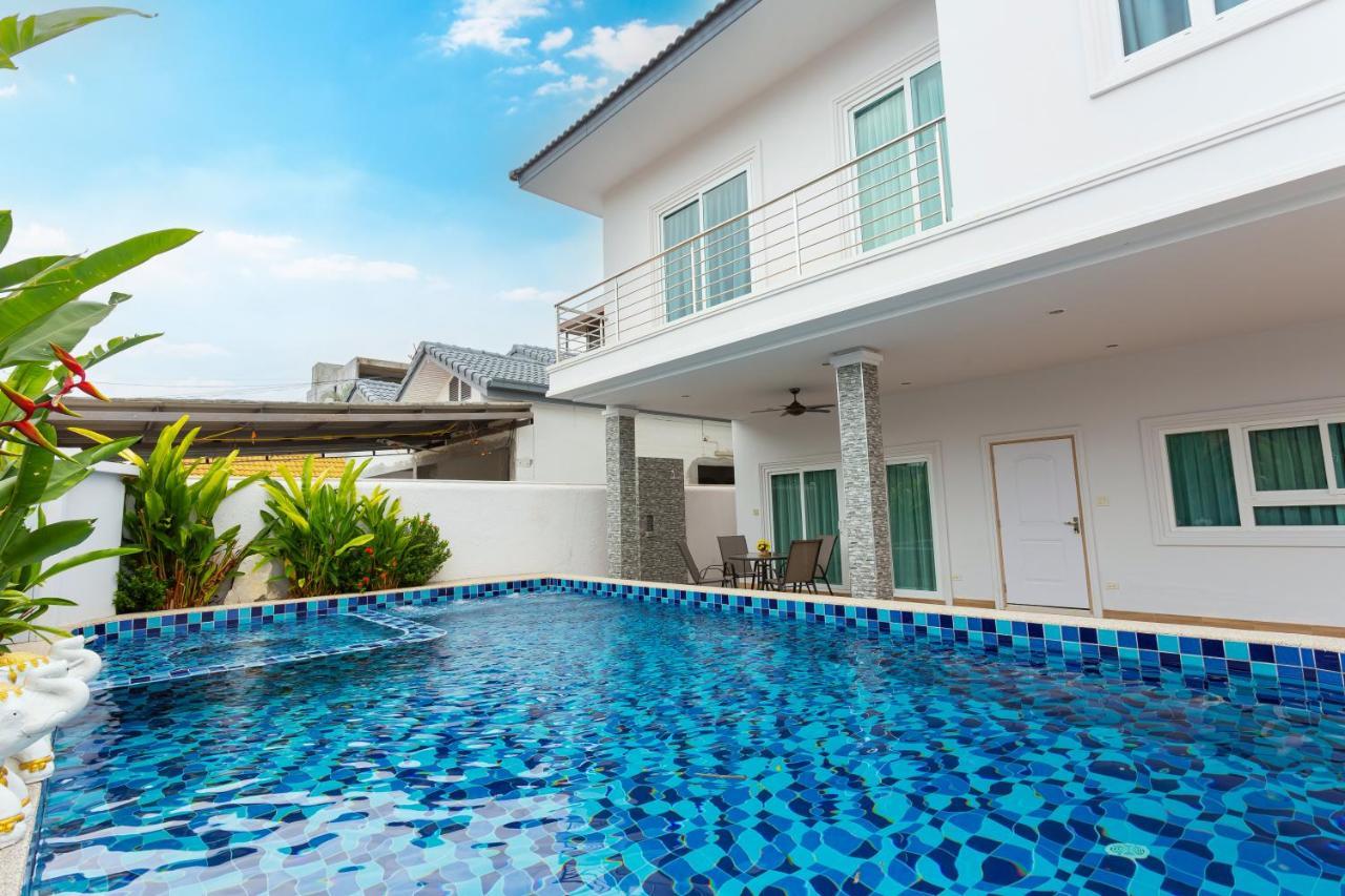 Villa Relax Pool Near Walking Street,jacuzzi ,bbq 5bed 6bath House54 Pattaya