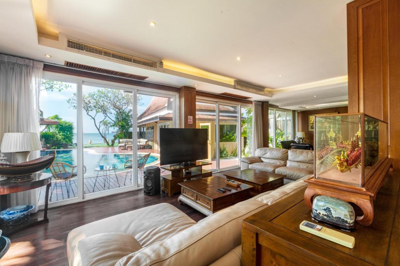 Gala Beachfront * Pattaya