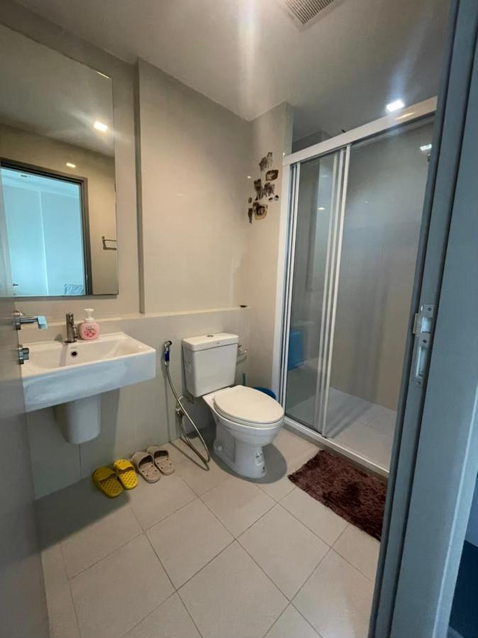 Apartment The Base Long Balcony King-bed With Infinity Pool & Free Netflix Pattaya