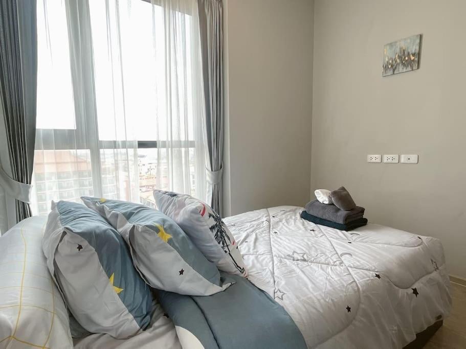 The Base 2bed King&queen With Infinity Pool อพาร์ทเม้น