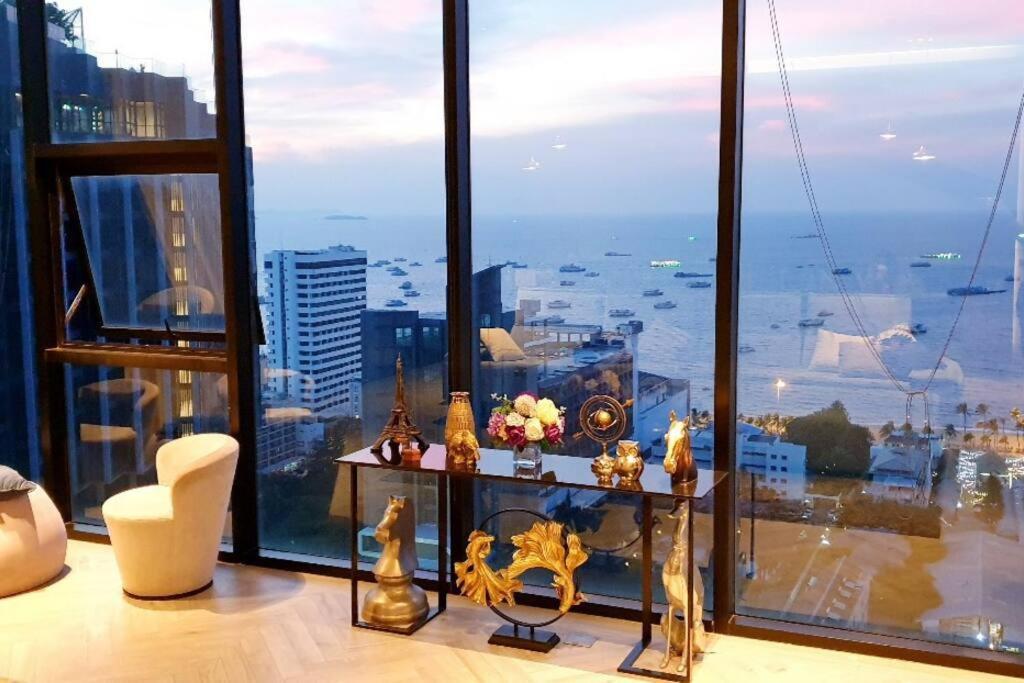 The Base 2bed King&queen With Infinity Pool Apartment Pattaya