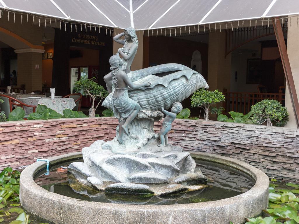 Eastern Grand Palace Pattaya
