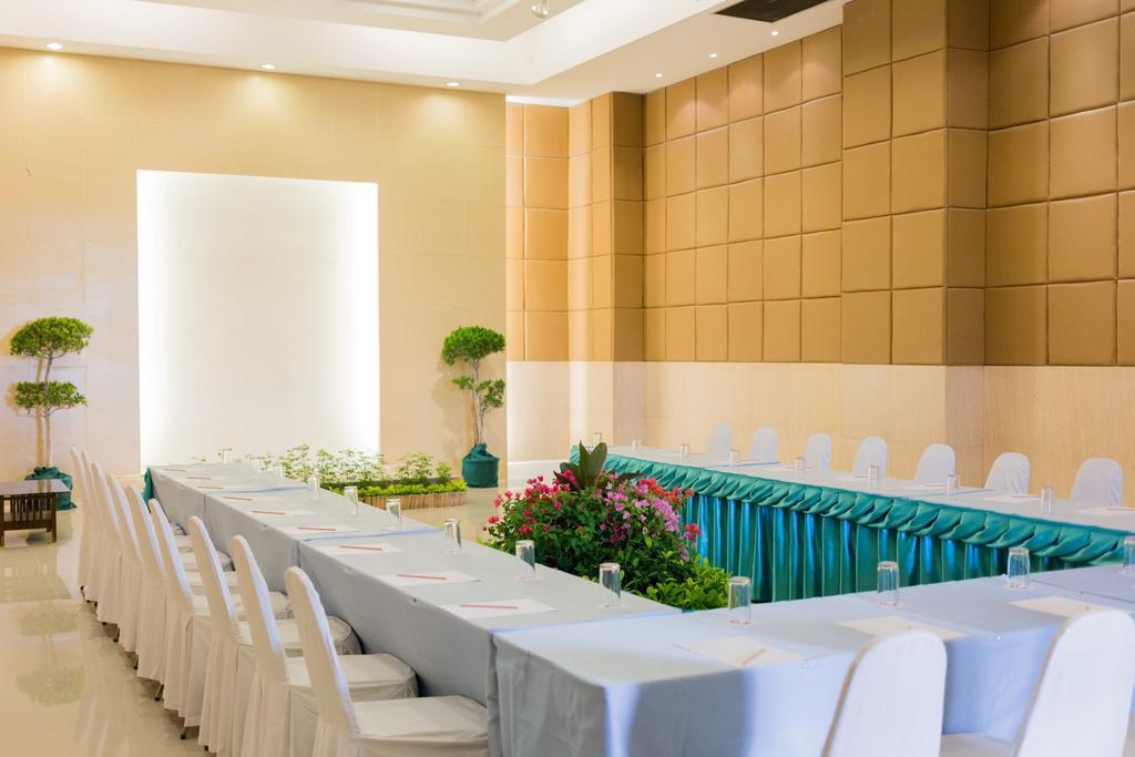Hotel Eastern Grand Palace