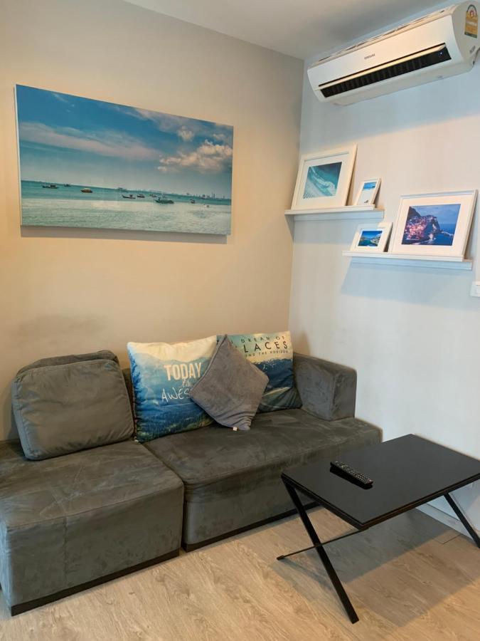 Base Aparthotel *