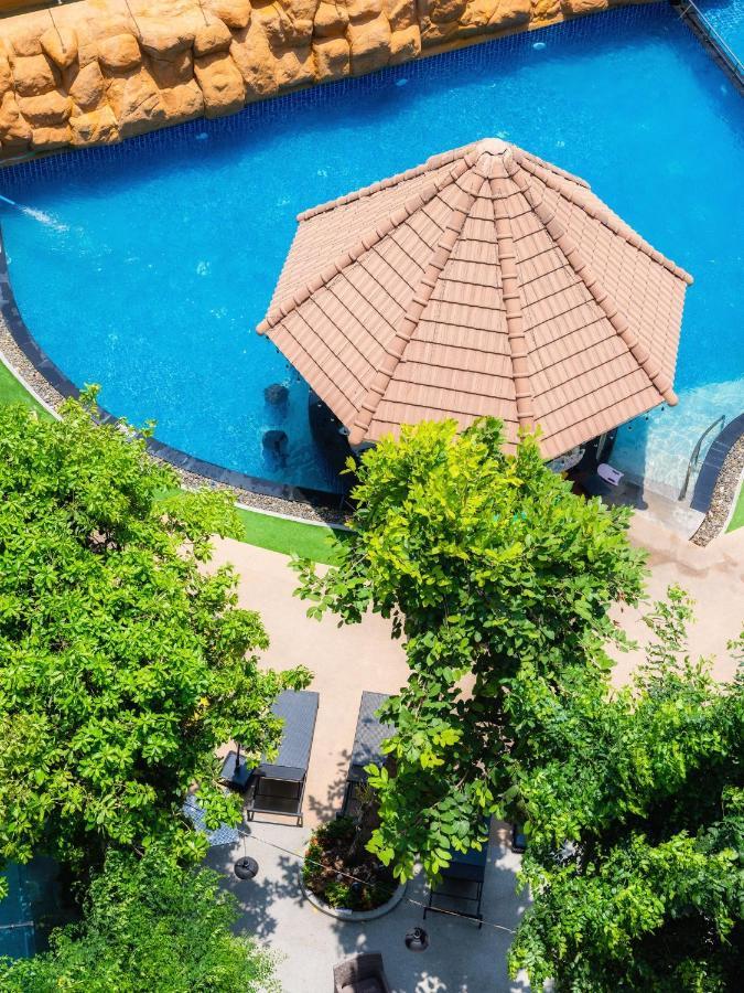 Centara Hotel 4*