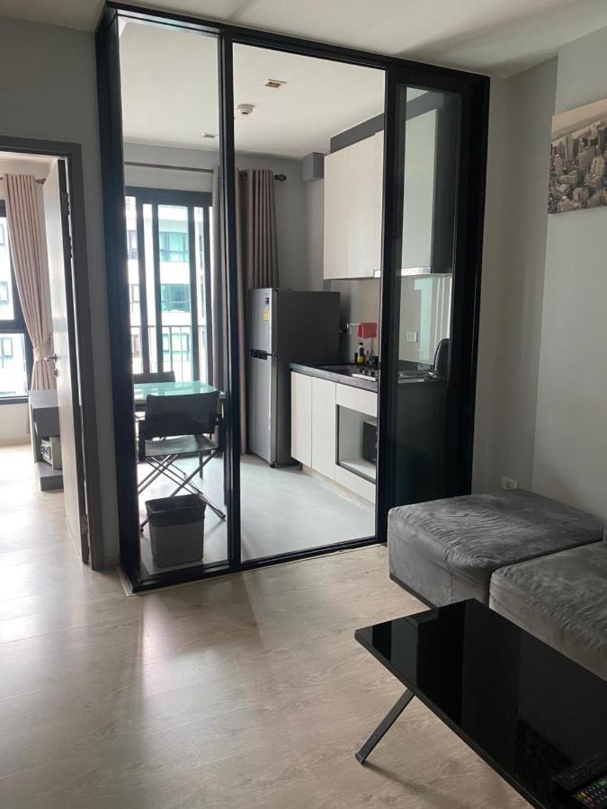 The Base市中心近海边商场步行街的舒适一卧室公寓 Apartment