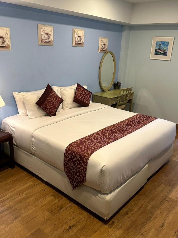 The One Sabai Living Hotel 3*