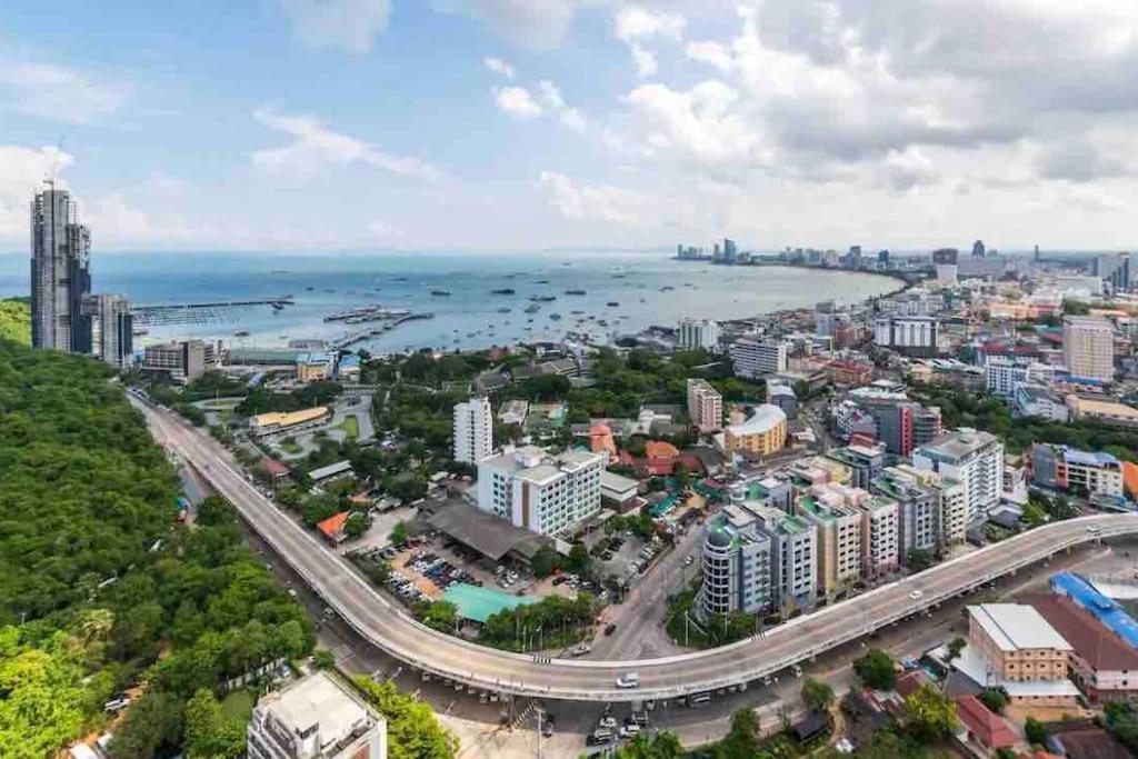 Sea View Unixx 2rooms,2bathrooms Apartment