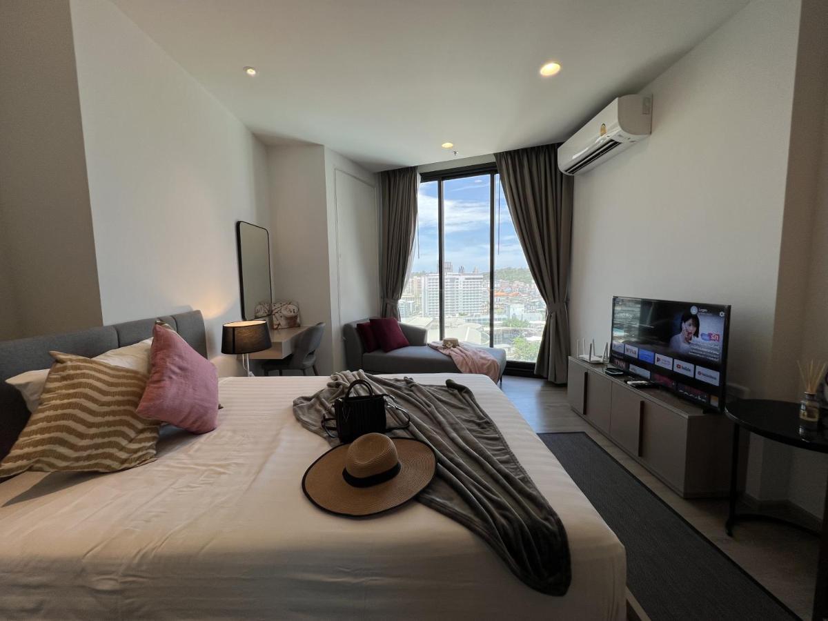 The Edge Central By Holiday