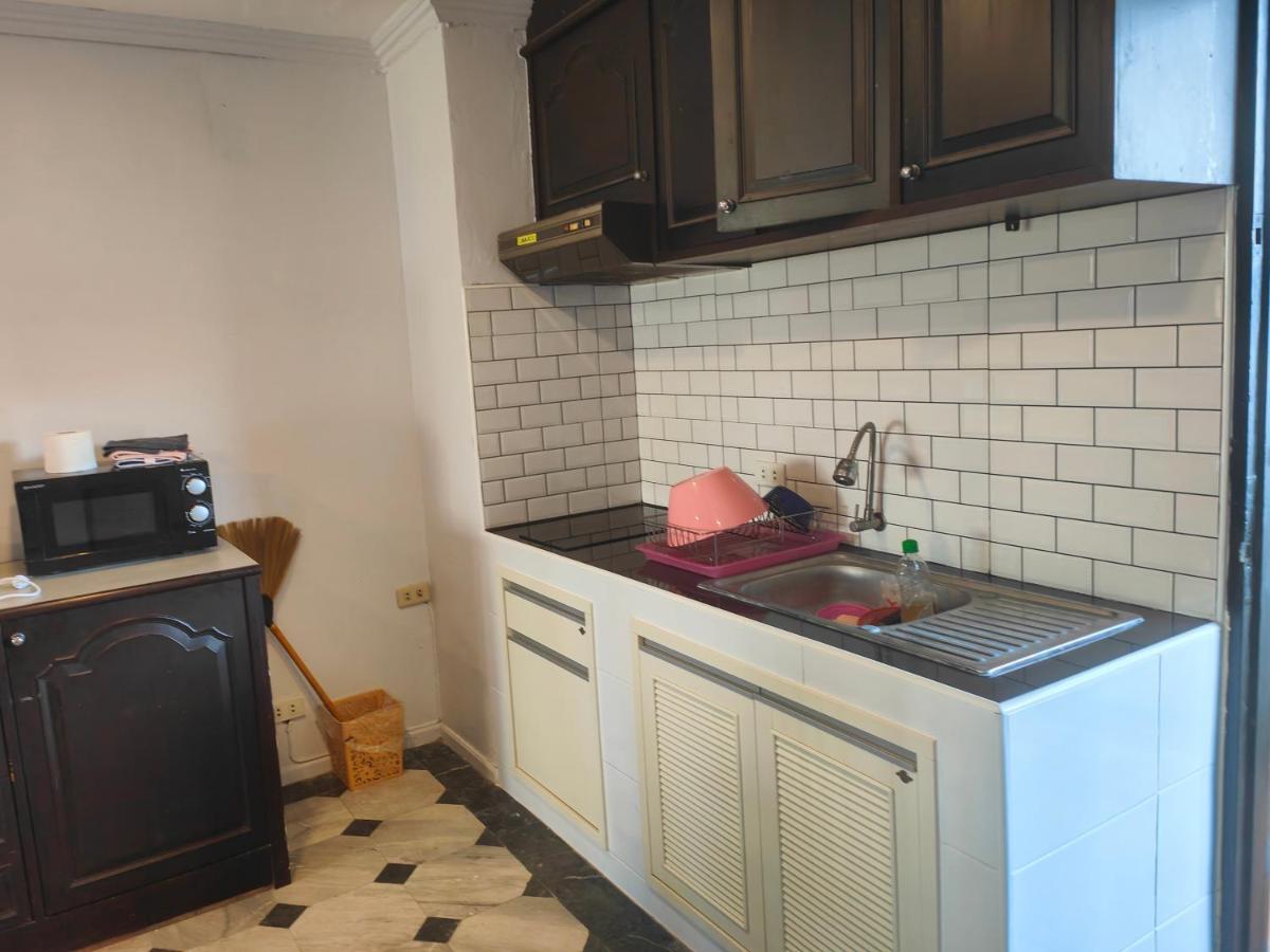 Jomtien Hill Pratamnak Apartment Pattaya