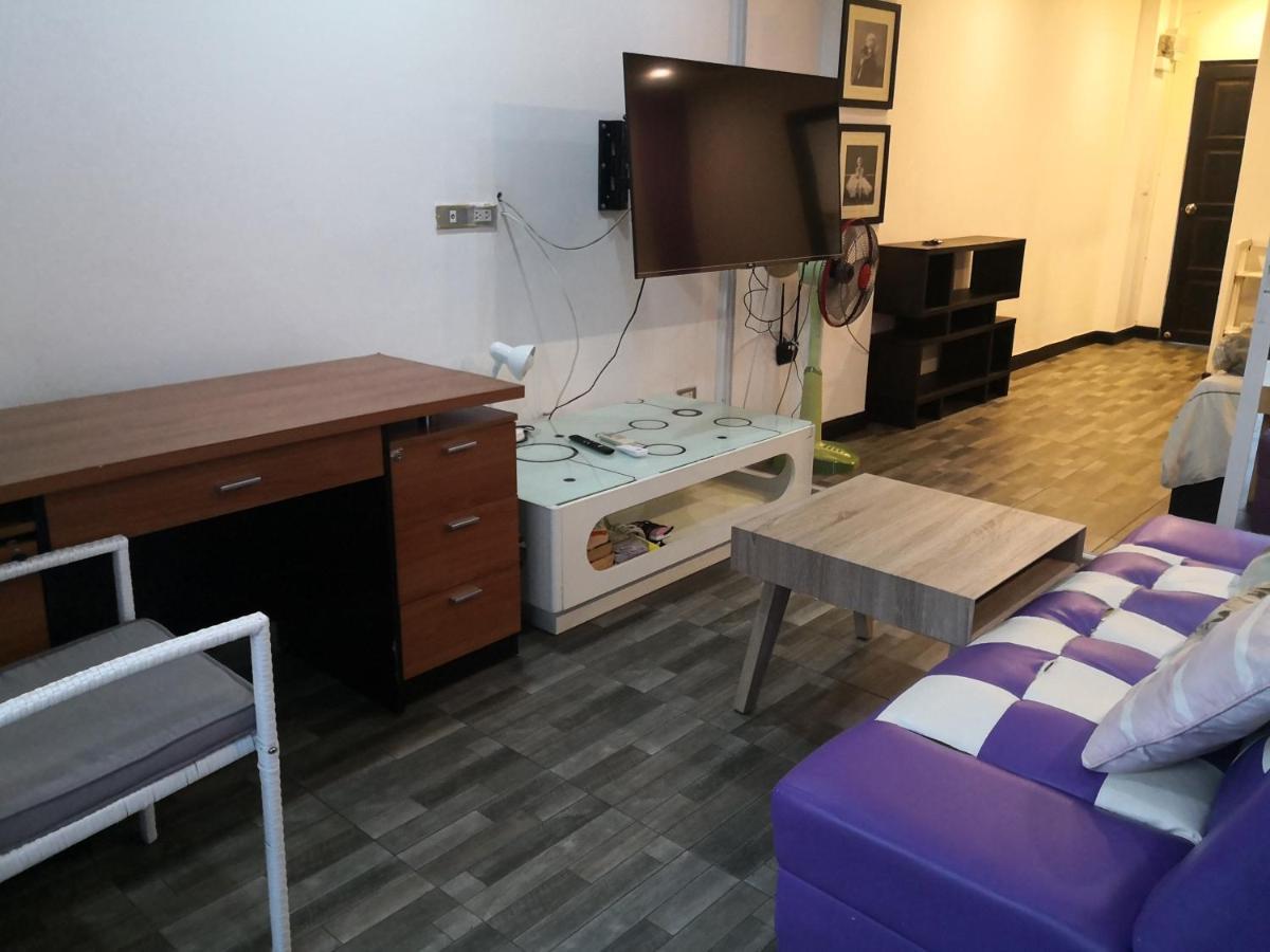 Jomtien Hill Pratamnak Apartment