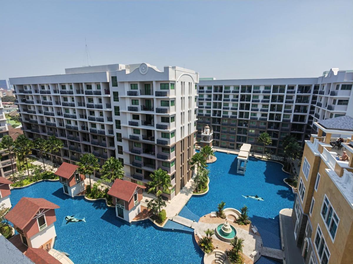 Arcadia Continen Apartment Pattaya