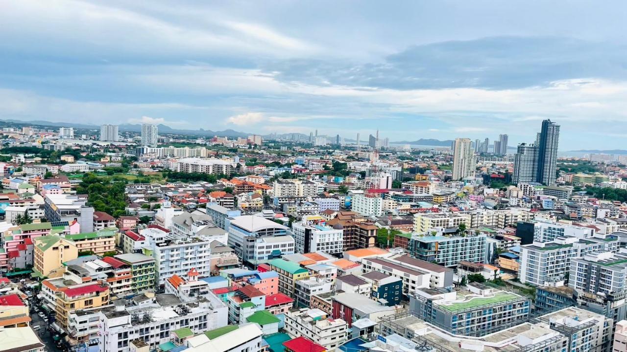 The Base 465 By Numam Apartment Pattaya