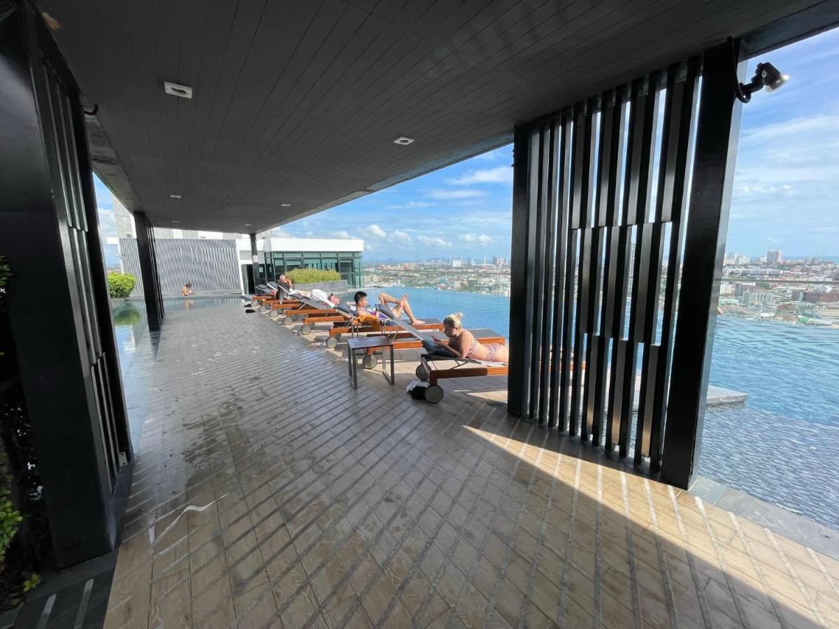 Location With Swimming Pool, Gym, Sauna, Washing Mashine, Fast Internet In Of Pattaya