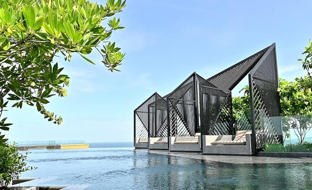 Edge * Pattaya
