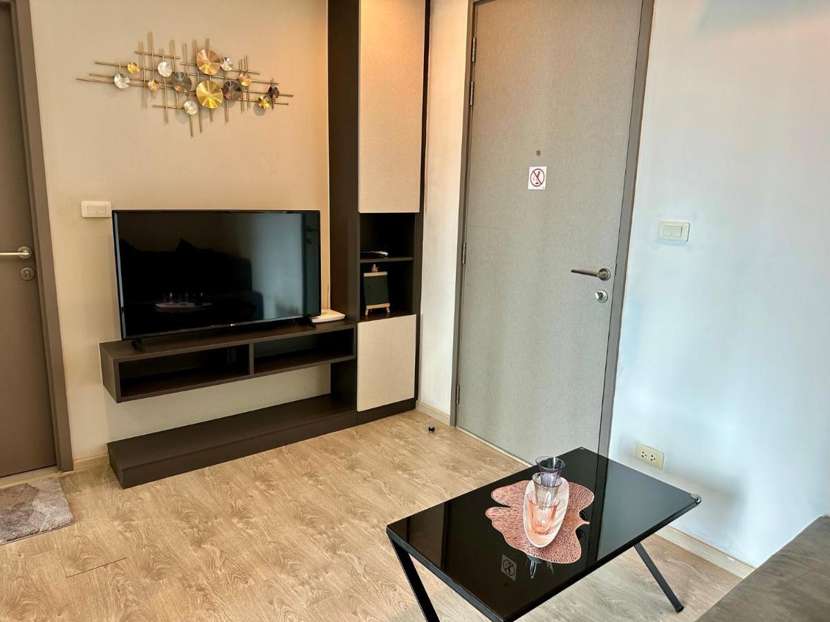 Location With Swimming Pool, Gym, Sauna, Washing Mashine, Fast Internet In Of * Pattaya