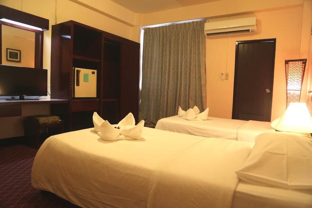 Romeo Palace Hotel
